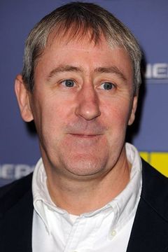 Nicholas Lyndhurst interpreta George Williams