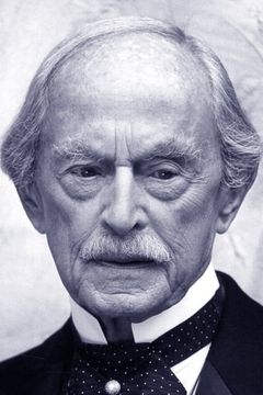 Ernst Fritz Fürbringer interpreta General von Voineburg