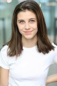Mia Sinclair Jenness interpreta Wallace