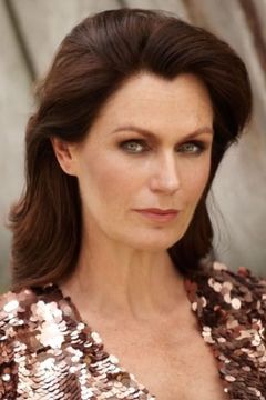 Liz Snoyink interpreta Vrouw in Lift