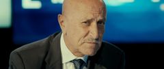 Rifaat Torbey interpreta Samir Geagea