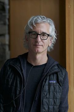 Ed Solomon interpreta Doctor #2