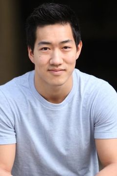 Alex Wong interpreta Ensemble Dancer #2