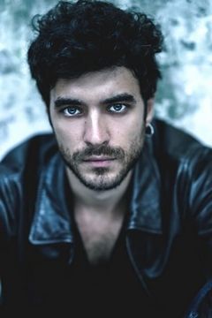 Filippo Gattuso interpreta Giacomo