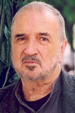 Jean-Claude Carrière interpreta Old Bear