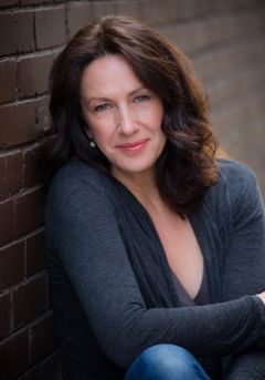 Karen Waddell interpreta Melissa Ravon