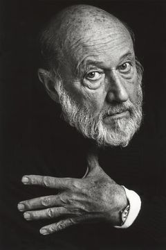 Donald Pleasence interpreta The Dark Hermit - Satan