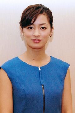 Machiko Ono interpreta Midori Nonomiya