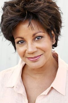 Susan Beaubian interpreta Mrs. Wilma Nordberg