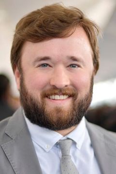 Haley Joel Osment interpreta Mowgli (voice)