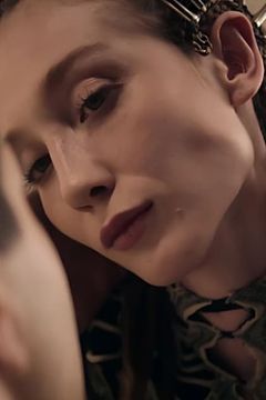 Olimpia Ahenk interpreta Sirma