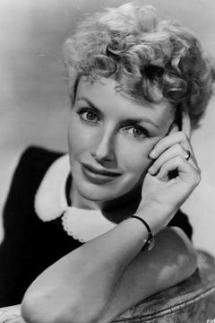 Joan Camden interpreta Betty Earp