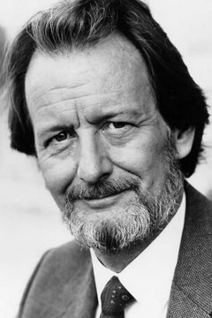 Ronald Pickup interpreta Louw