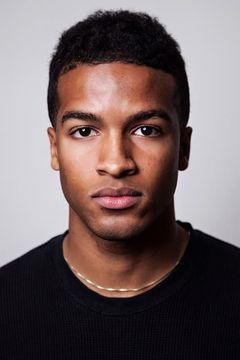 Lavel Schley interpreta Andre Bentley