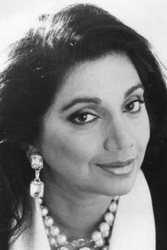 Asha Puthli interpreta Fiona Strike