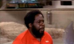 Earl Jolly Brown interpreta Whisper
