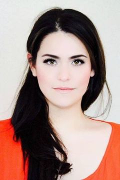 Jade Halley Bartlett interpreta Harbor Neuroscience Nurse