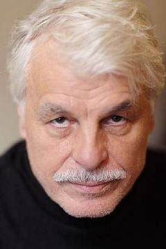 Michele Placido interpreta Guido Gerosa
