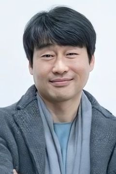 Lee Yo-sung interpreta Chasing Police Officer