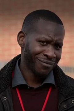 Marcus Onilude interpreta Traffic Cop (City Hall)