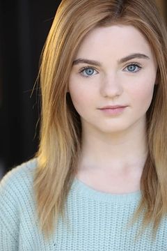 Morgan Lily interpreta Raven (archive footage)