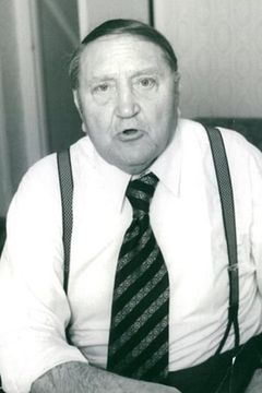 Arthur Mullard interpreta Big Jim