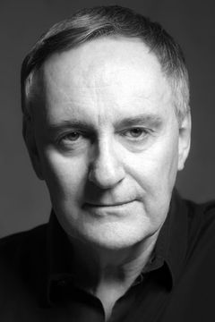 Yves Jacques interpreta Waiter