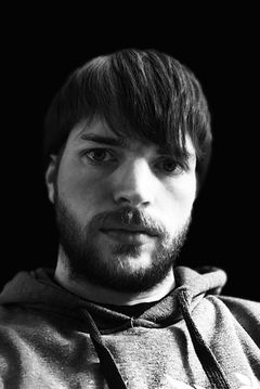 Quintin McKemie II interpreta Bartender