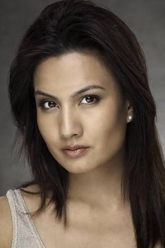 Geeta Vij interpreta Auror (uncredited)