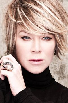 Mia Michaels interpreta Olivia