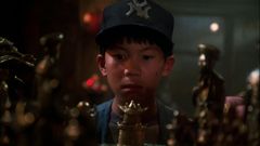 John Louie interpreta Chinese Boy