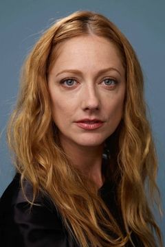 Judy Greer interpreta Leah Askey