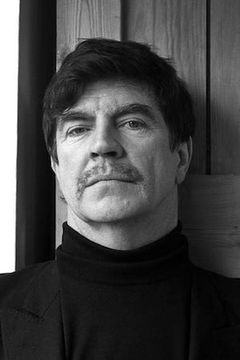 Alan Bates interpreta Jennings
