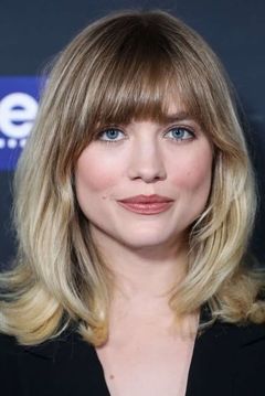 Maddie Hasson interpreta Sydney Lake
