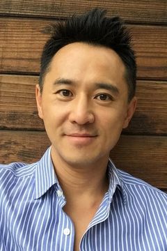 Barney Cheng interpreta Janitor