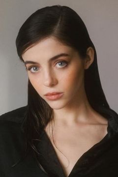 Eve Ryan interpreta Cata