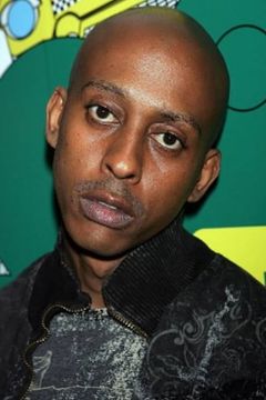 Gillie Da Kid interpreta Clay