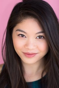 Lauren Gaw interpreta Mandy