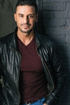 Jean Paul Najm interpreta Lee Fellers