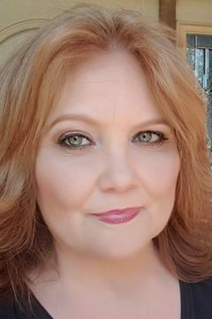Shelley Waggener interpreta Sonya