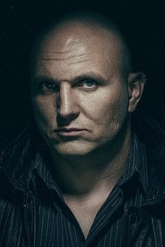 Vladyslav Derduga interpreta Scull
