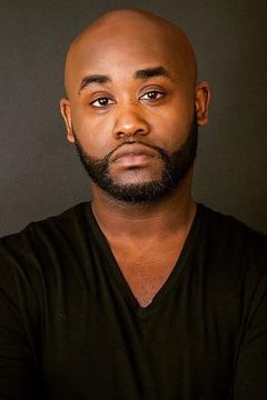 Tray Chaney interpreta Malik'Poot' Carr