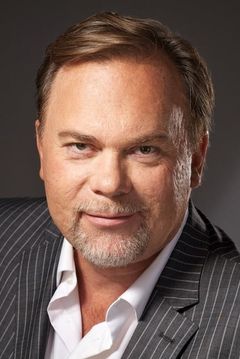 Peter Skagen interpreta Fireman