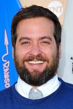 Brian Sacca interpreta Robbie