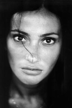 Anna Marcello interpreta Chiara