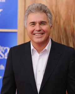 Steve Tyrell interpreta Bandleader