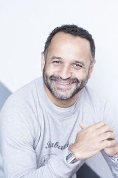 Yannig Samot interpreta Mehdi Alami
