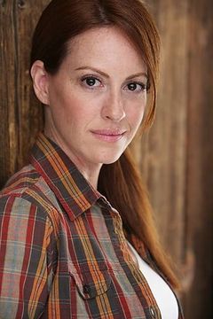 Michelle Bernard interpreta Casino Waitress (uncredited)