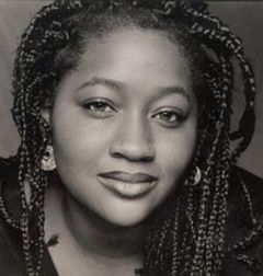 Tressa Thomas interpreta Playground Kid