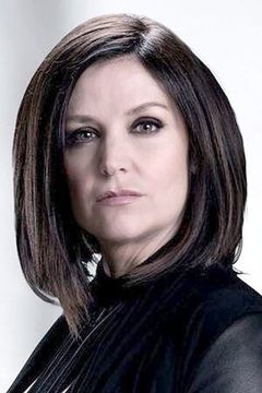 Tammy Isbell interpreta Judith / Nell